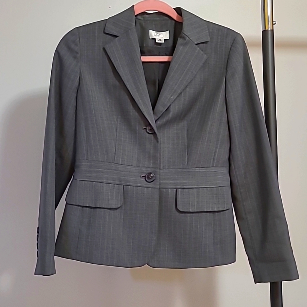 Ann Taylor LOFT petite blacer